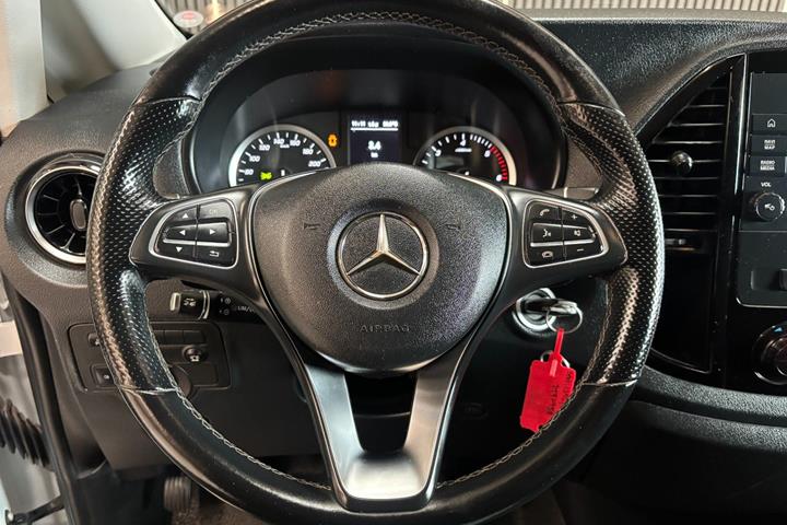 undefined Mercedes Vito 119 fra 2022