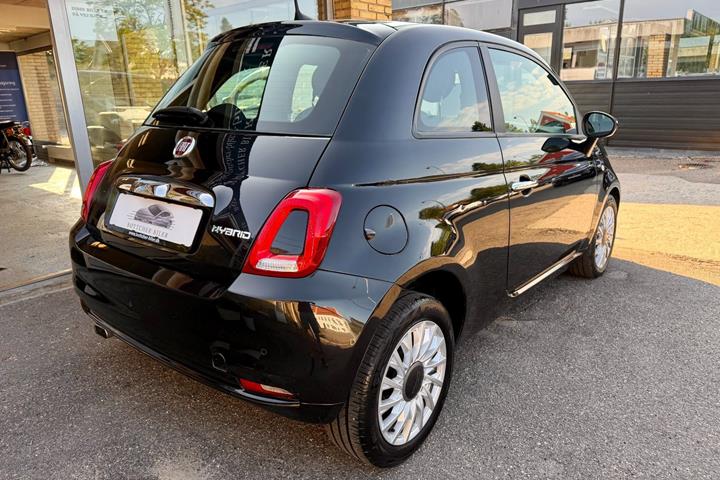 Sort Fiat 500 fra 2020