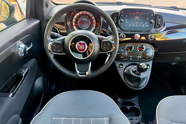 Sort Fiat 500 fra 2020