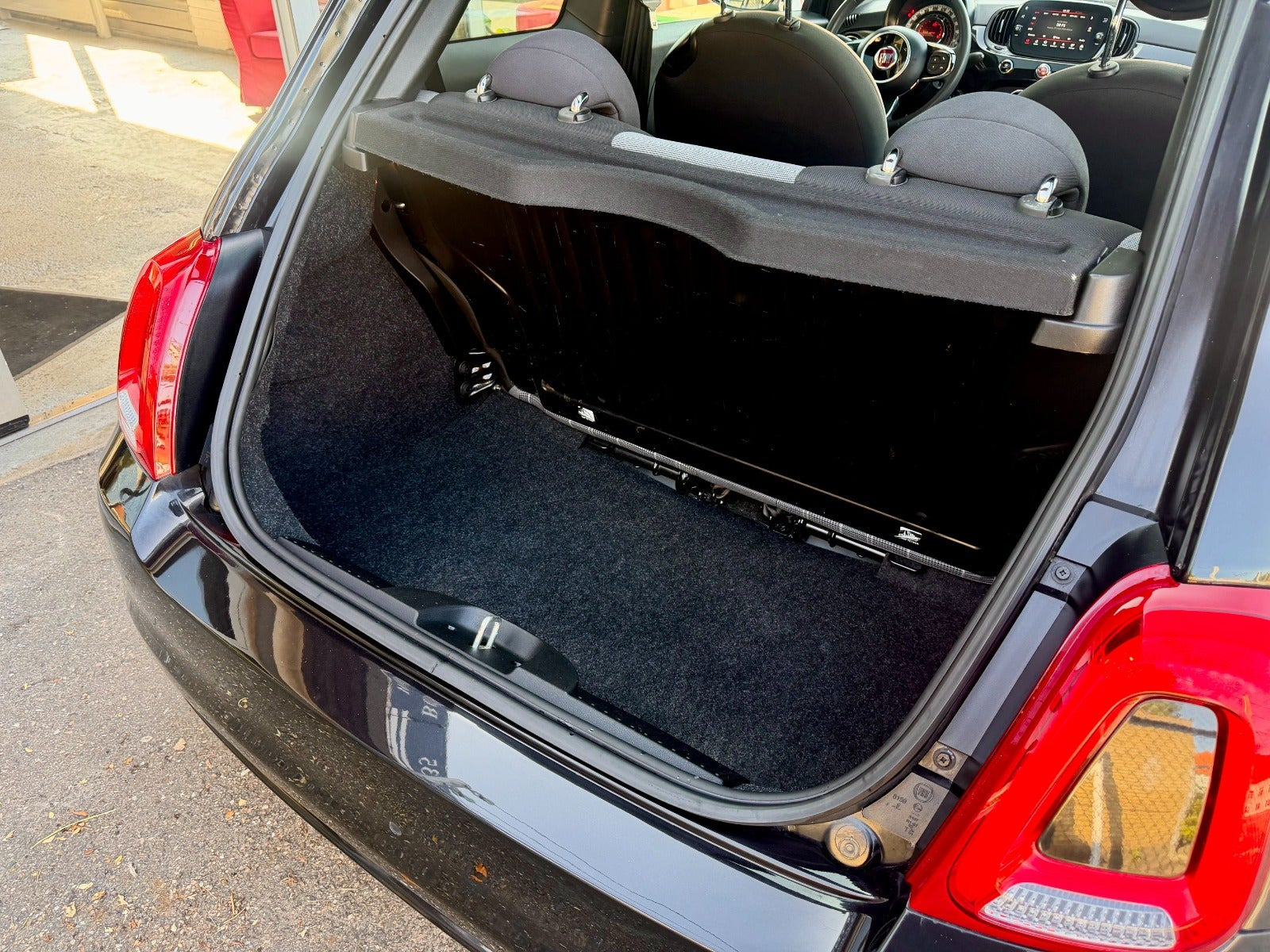 Sort Fiat 500 fra 2020