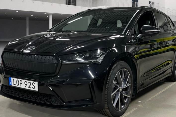 Sort Skoda Enyaq fra 2021