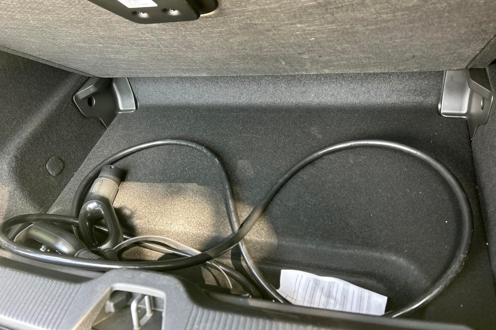Gul Volvo EX30 fra 2024