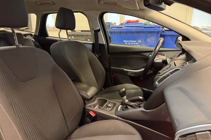 Sølv Ford Focus fra 2014