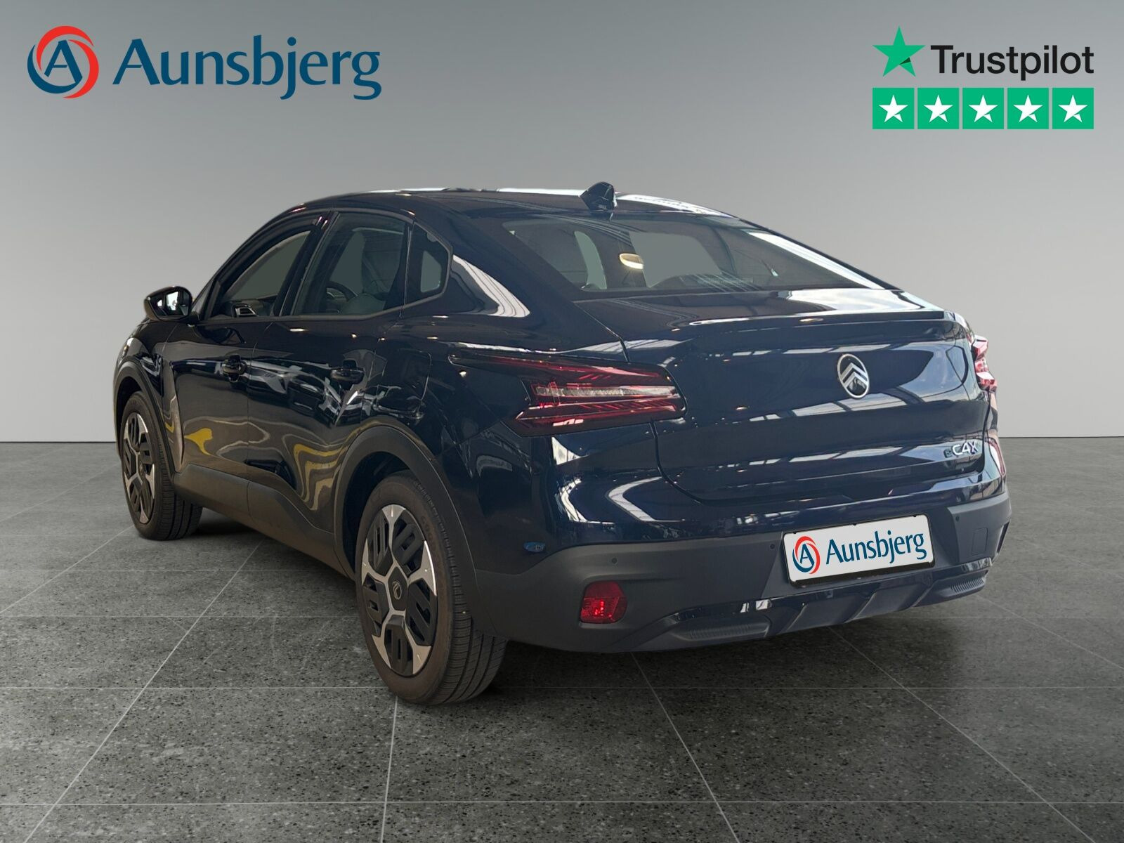 Blå Citroën ë-C4 X fra 2025