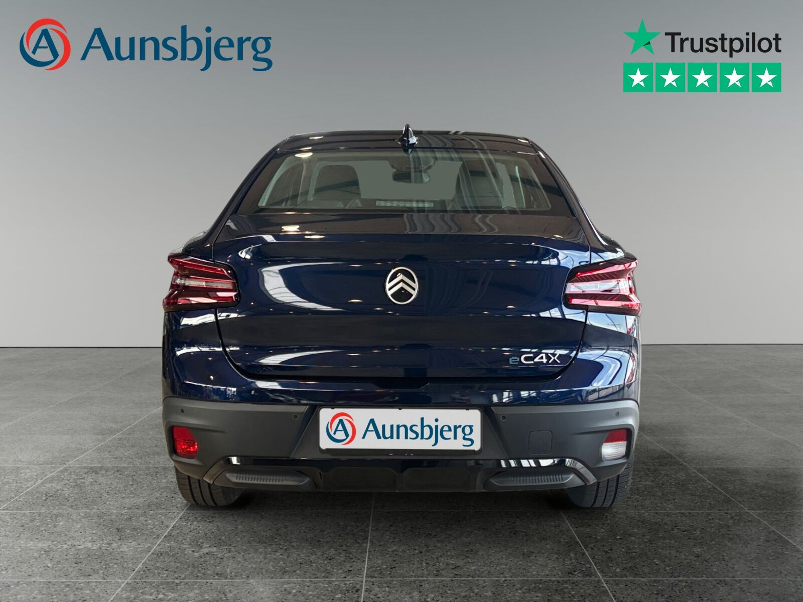 Blå Citroën ë-C4 X fra 2025