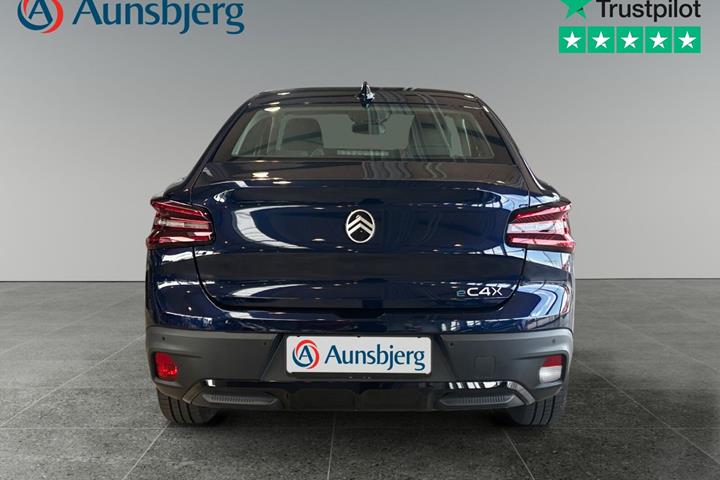 Blå Citroën ë-C4 X fra 2025