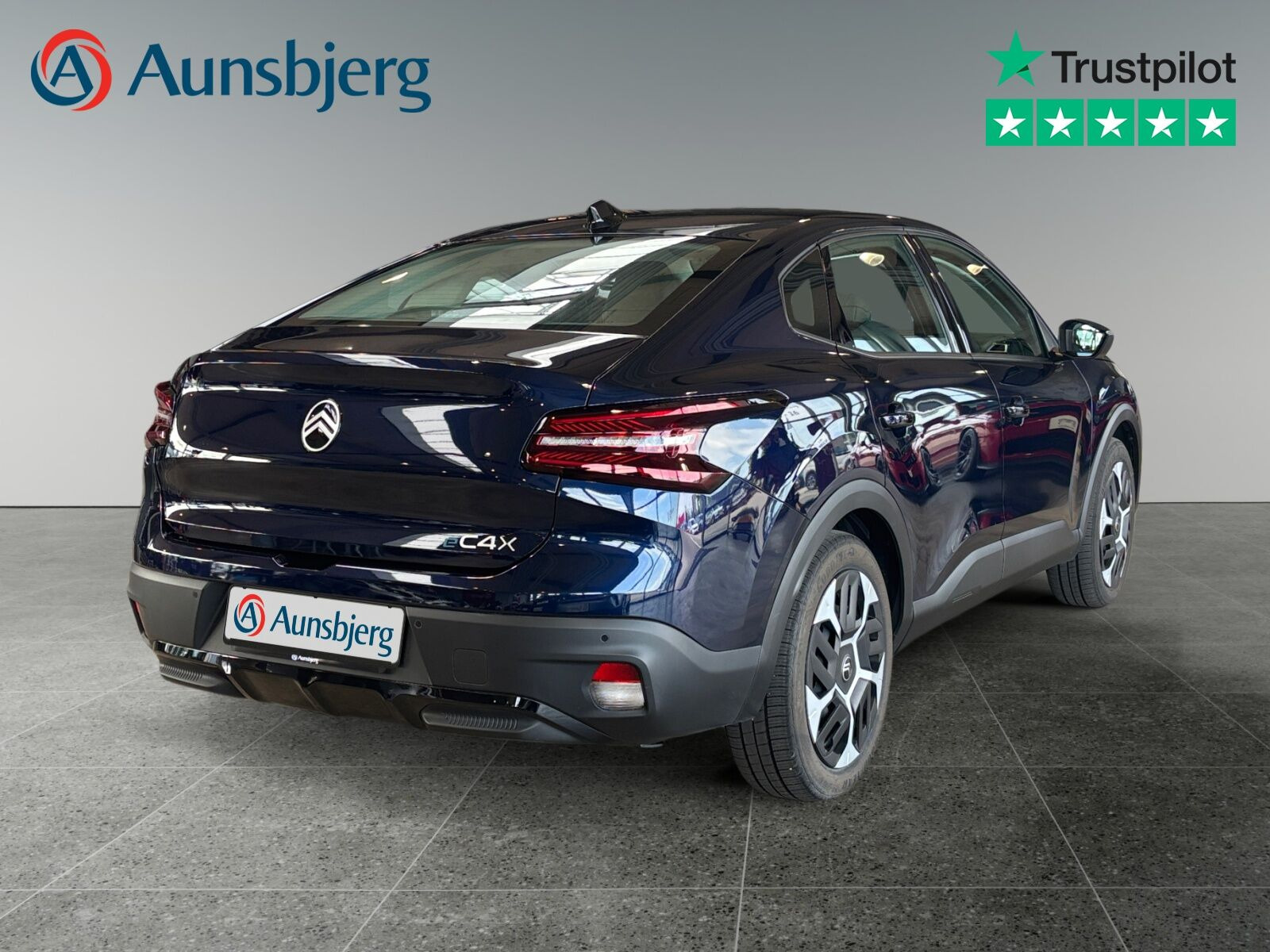 Blå Citroën ë-C4 X fra 2025