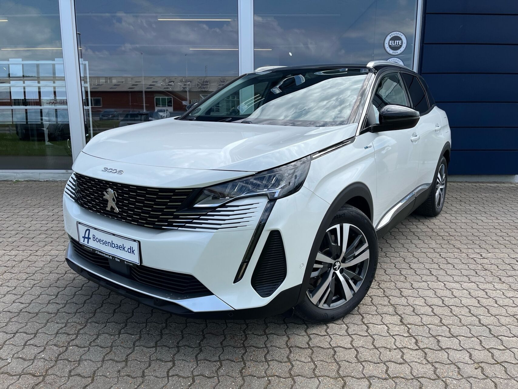 Hvid Peugeot 3008 fra 2021