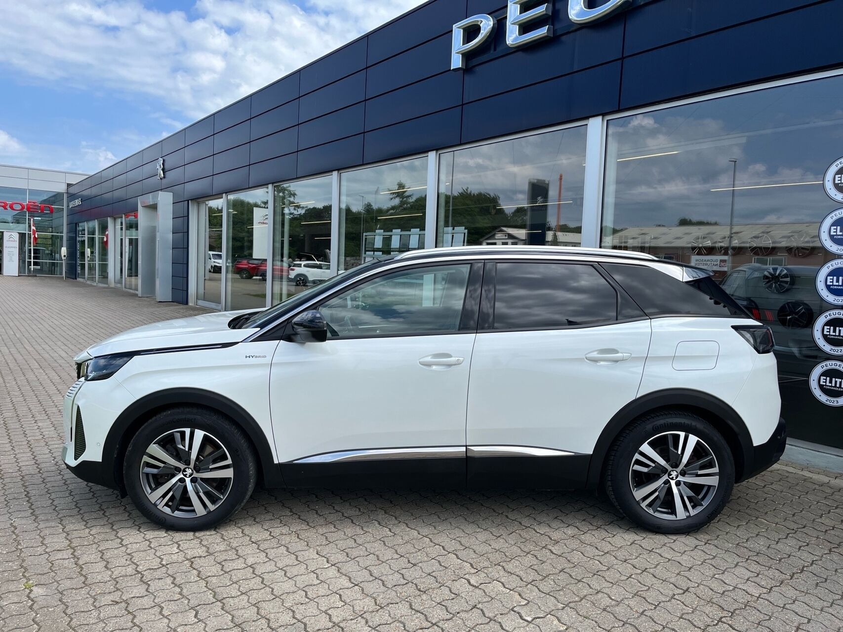Hvid Peugeot 3008 fra 2021