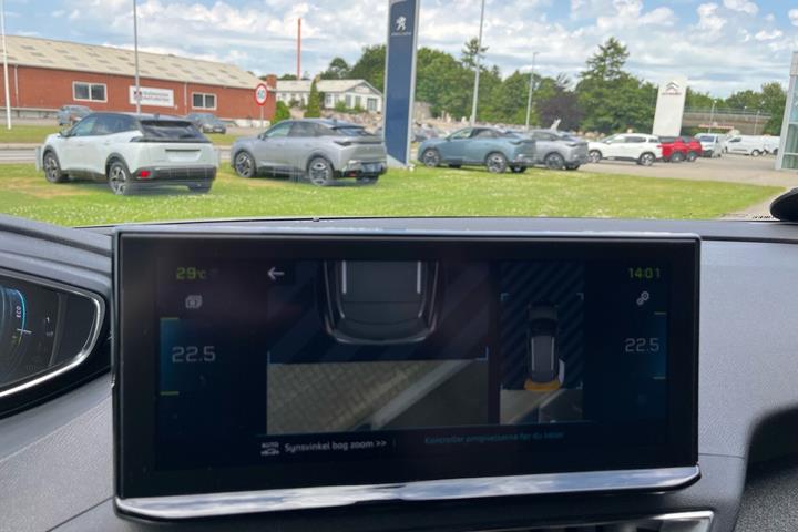 Hvid Peugeot 3008 fra 2021