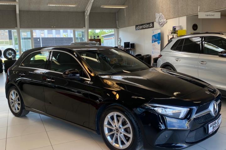 Sort Mercedes A200 d fra 2020