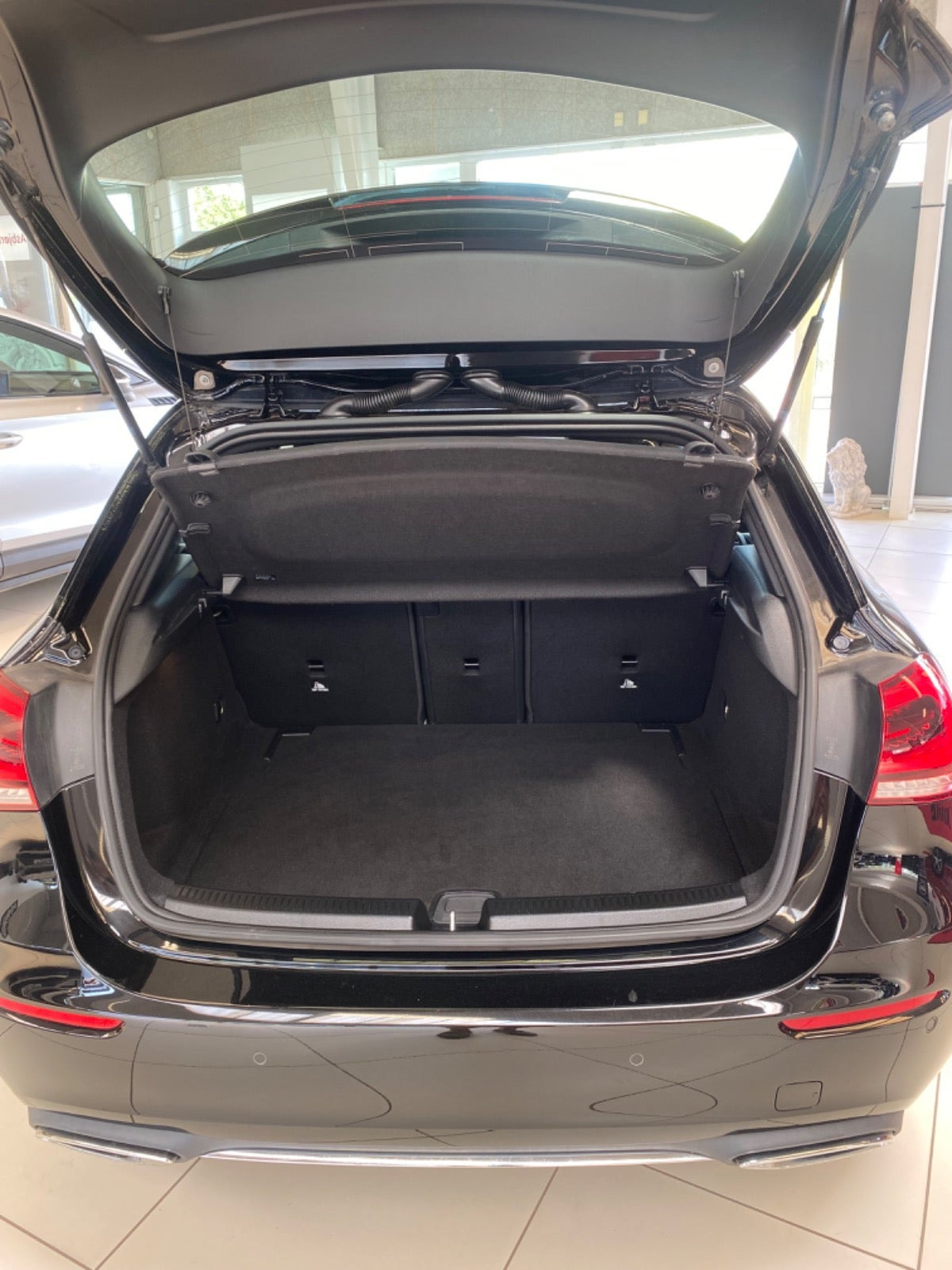Sort Mercedes A200 d fra 2020