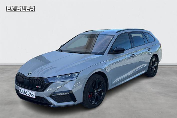 Grå Skoda Octavia fra 2021