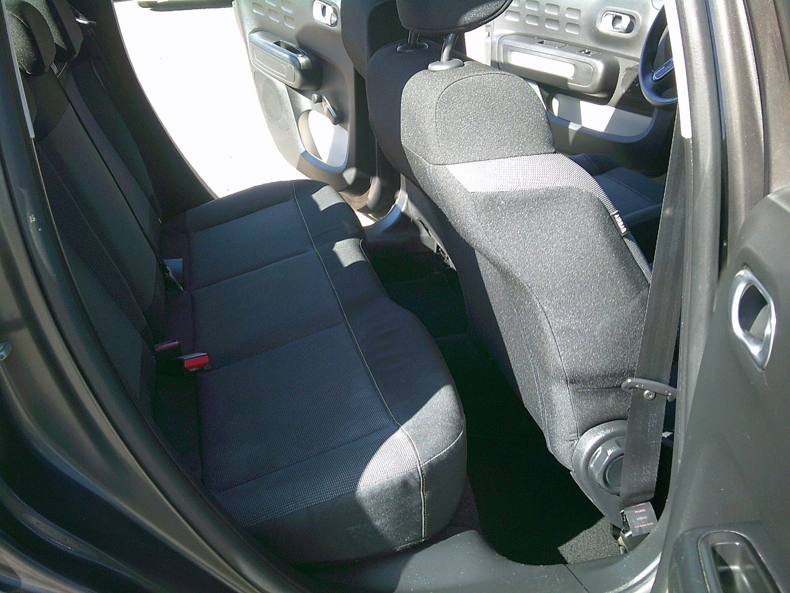Gul Citroën C3 fra 2018