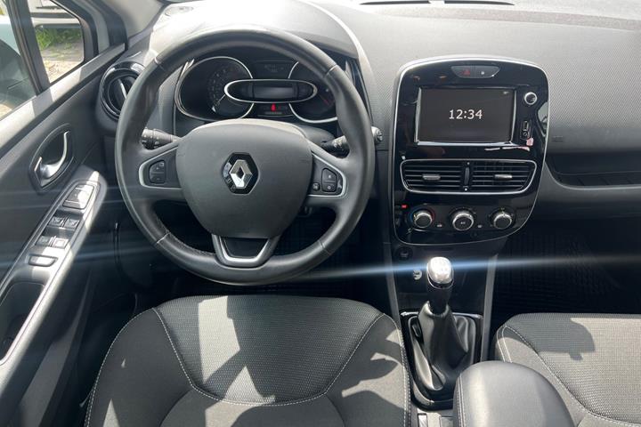 Hvid Renault Clio IV fra 2019