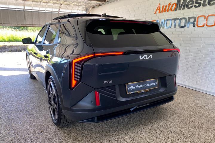 Grå Kia EV4 fra 2026