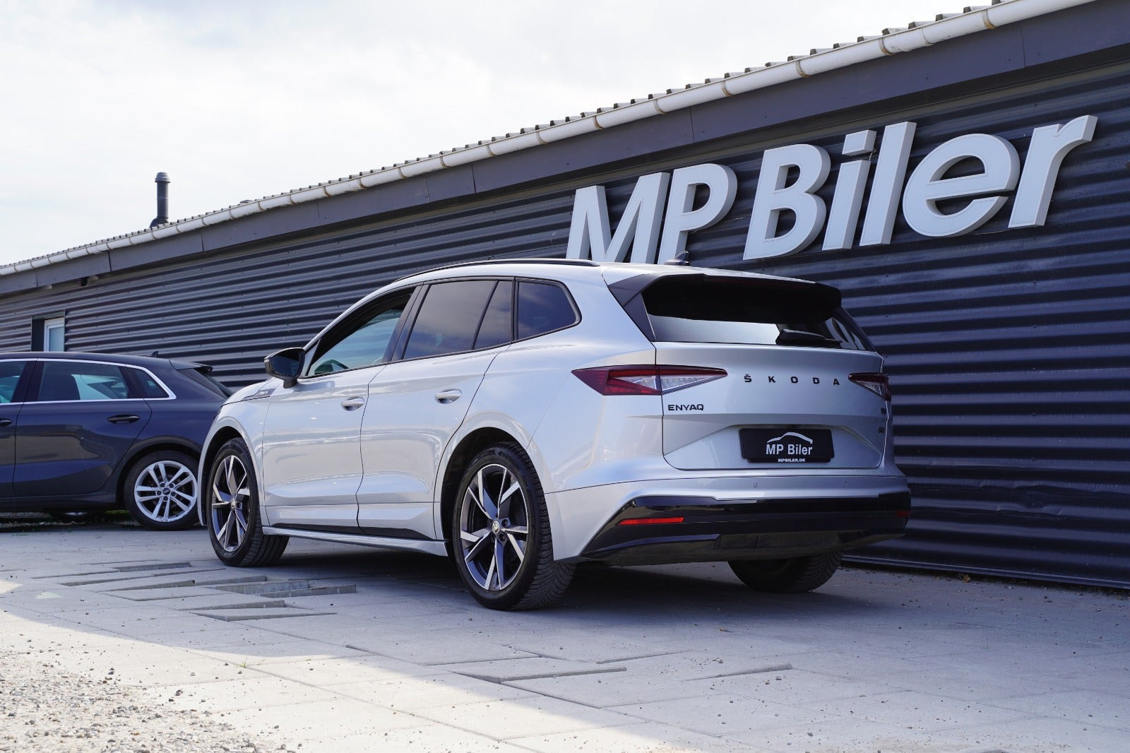 Sølv Skoda Enyaq fra 2023