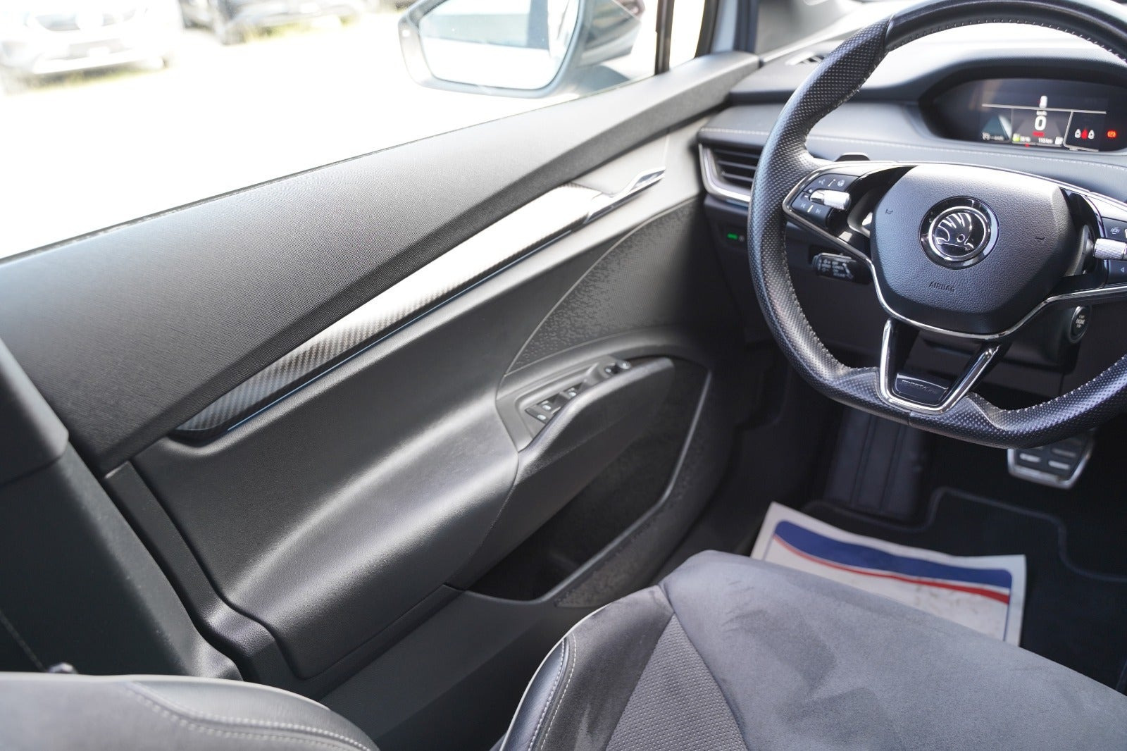 Sølv Skoda Enyaq fra 2023