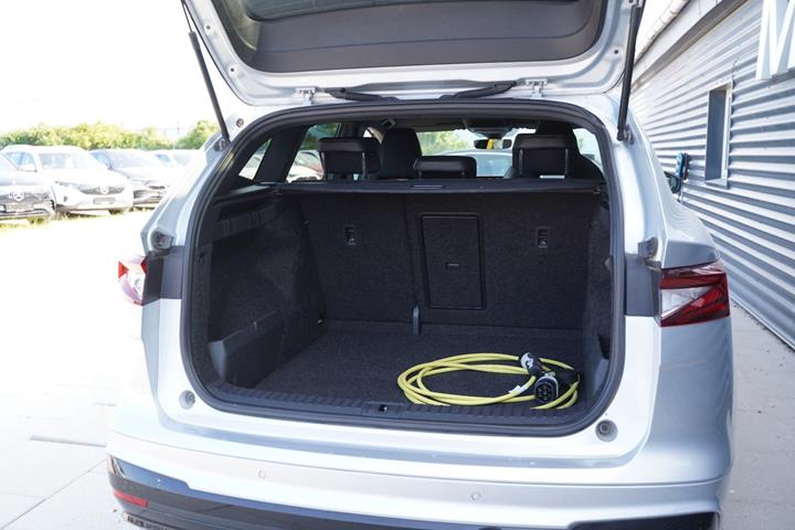 Sølv Skoda Enyaq fra 2023