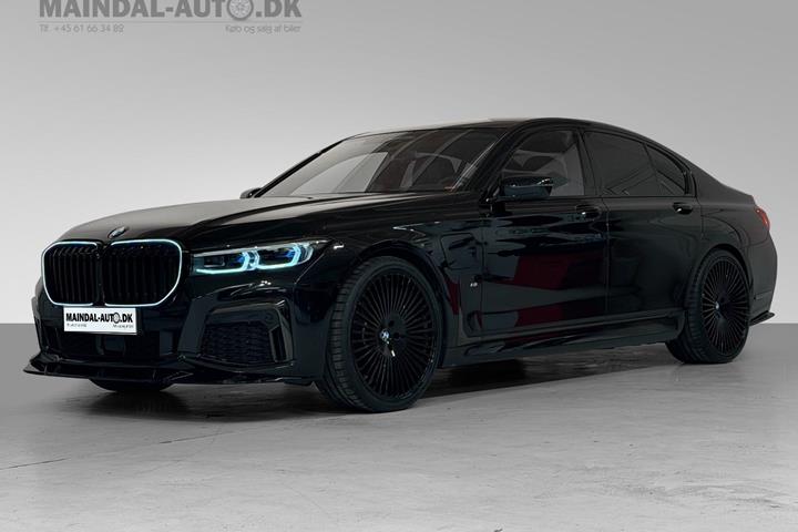 Grøn BMW 745e fra 2019