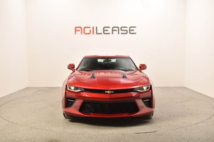 Rød Chevrolet Camaro fra 2018