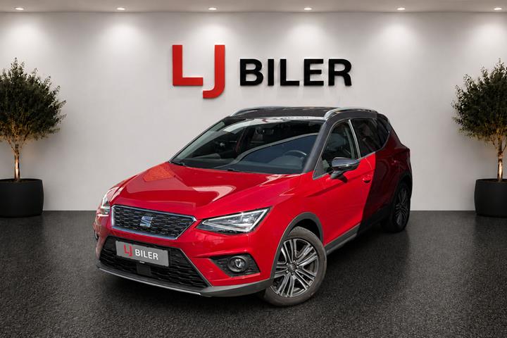 Rød Seat Arona fra 2019 set udefra