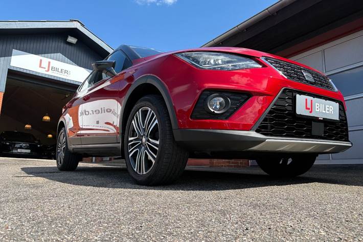 Rød Seat Arona fra 2019