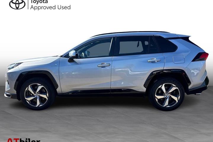 Sølv Toyota RAV4 Plug-in fra 2022