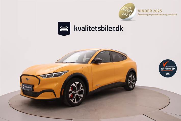 Orange Ford Mustang Mach-E fra 2024