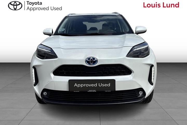 Hvid Toyota Yaris Cross fra 2022