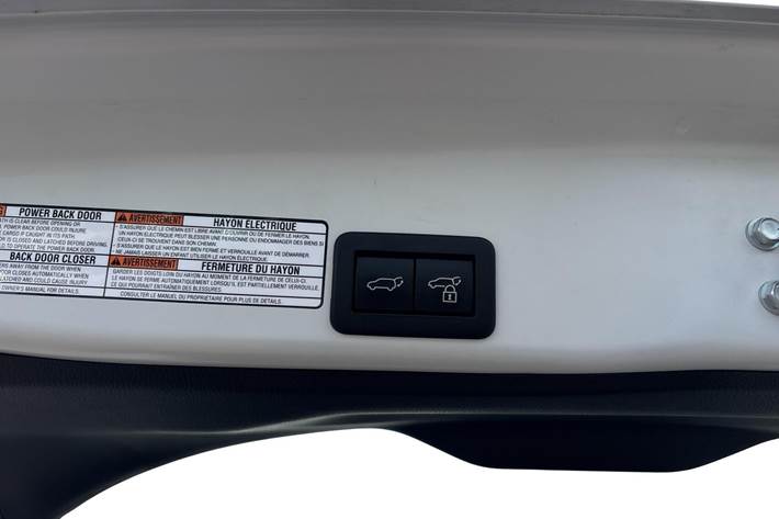 Hvid Toyota Yaris Cross fra 2022