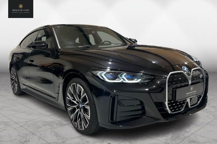 Sort BMW i4 fra 2023