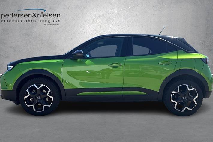 Grøn Opel Mokka-e fra 2023