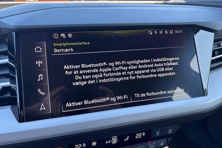 Grå Audi Q4 fra 2023