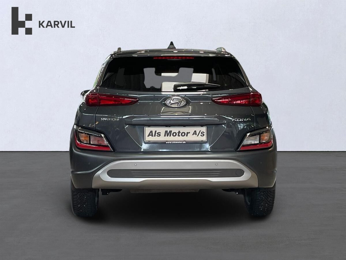 Grå Hyundai Kona fra 2022