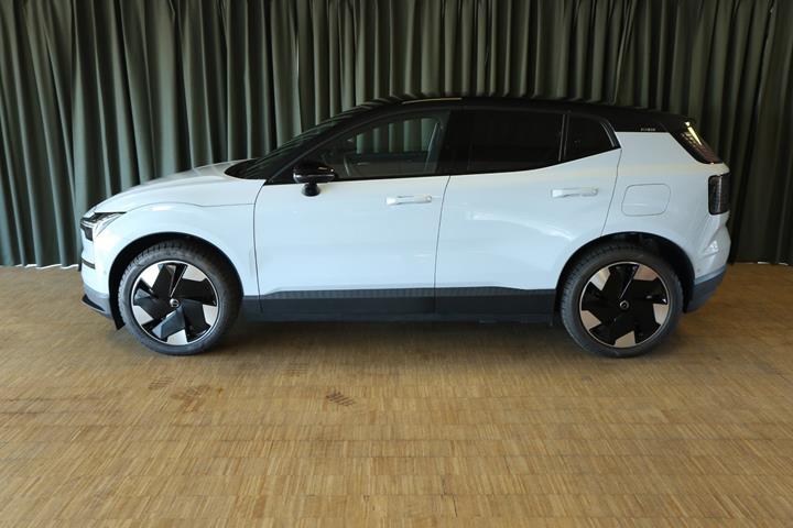 Hvid Volvo EX30 fra 2025