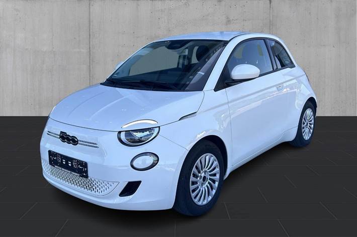 Hvid Fiat 500e fra 2023