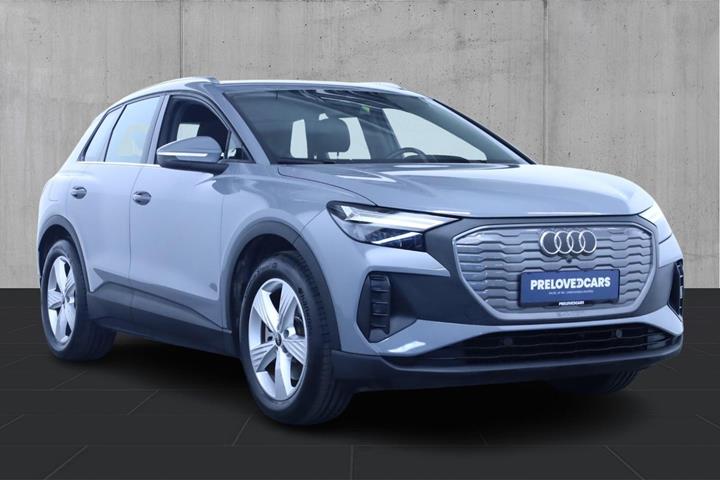 Grå Audi Q4 e-tron fra 2021
