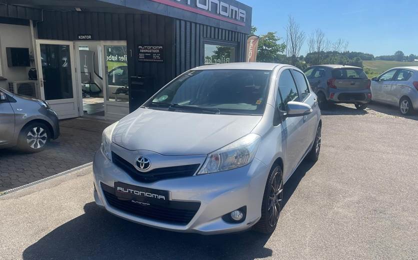 Toyota Yaris 1,0 VVT-i T1