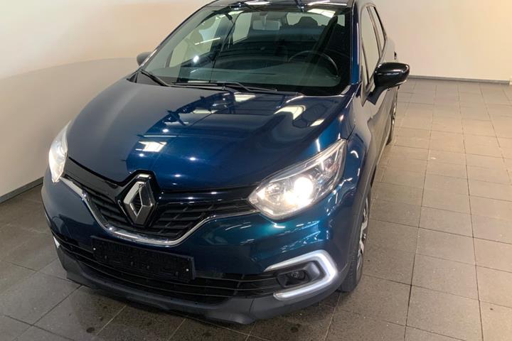 Blå Renault Captur fra 2019