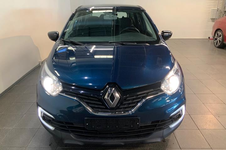 Blå Renault Captur fra 2019