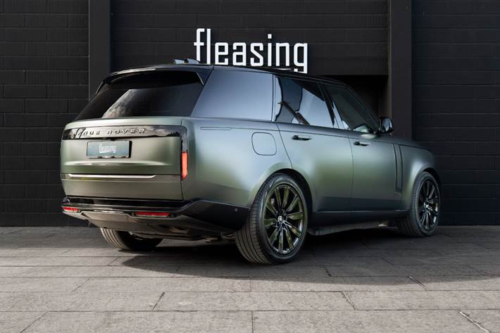 Grøn Land Rover Range Rover fra 2023