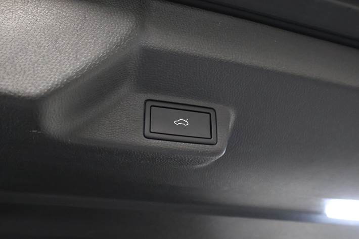 Orange VW ID.Buzz fra 2025