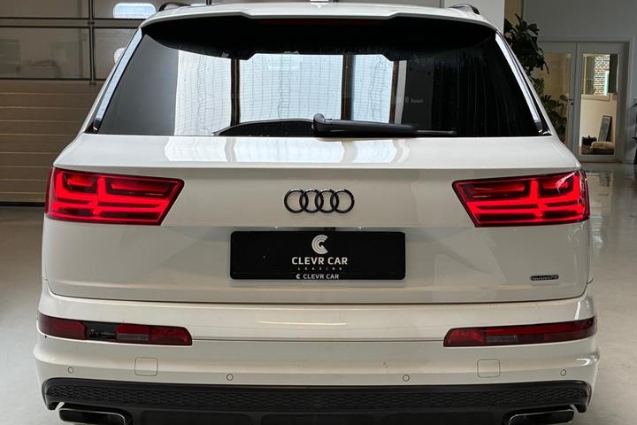 Hvid Audi Q7 fra 2018