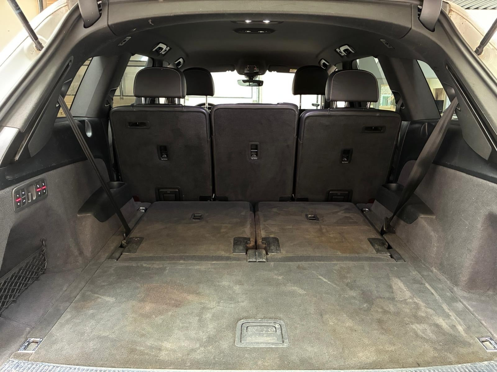 Hvid Audi Q7 fra 2018