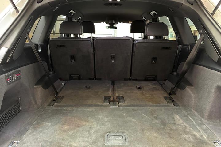 Hvid Audi Q7 fra 2018