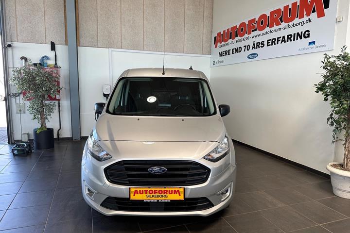 Sølv Ford Transit Connect fra 2022