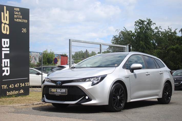 Sølv Toyota Corolla fra 2019