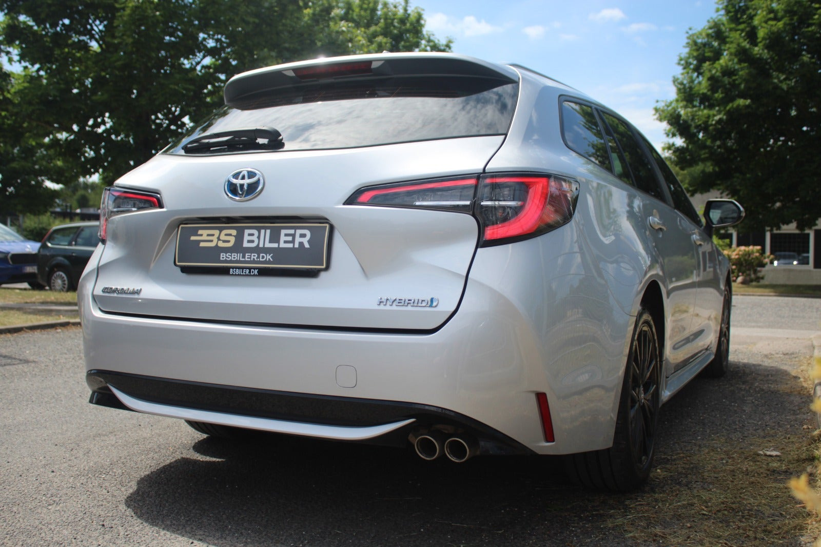 Sølv Toyota Corolla fra 2019