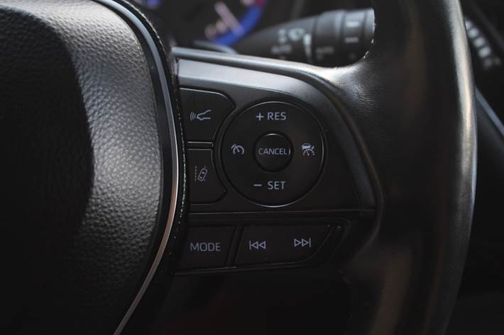 Sølv Toyota Corolla fra 2019
